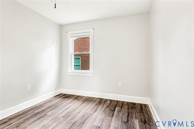 507 Walnut Ave, Colonial Heights, VA 23834
