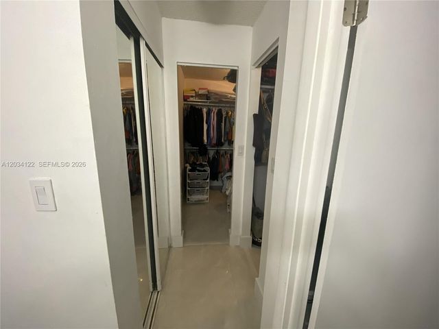 1200 NE Miami Gardens Dr 206W, Miami, FL 33179