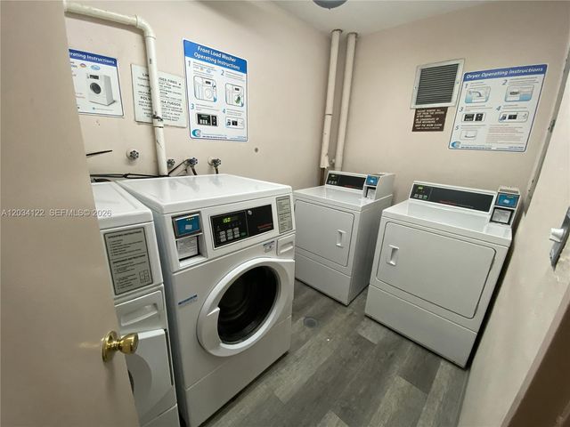 1200 NE Miami Gardens Dr 206W, Miami, FL 33179