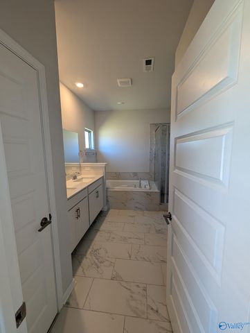 311 Susan Lynn Drive, Meridianville, AL 35759