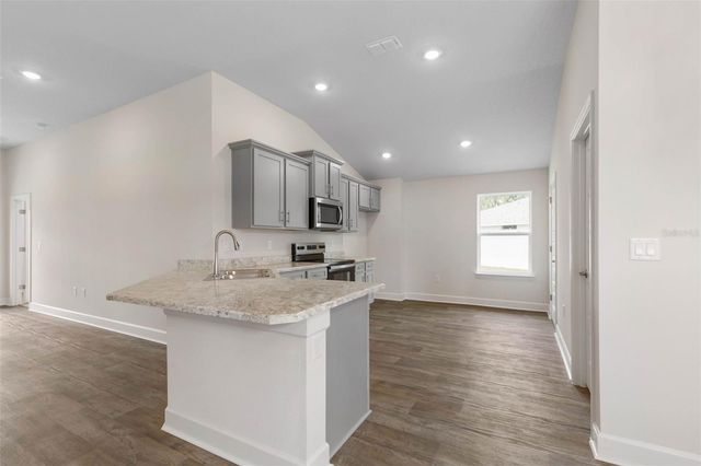 14 SLEEPING BEAUTY PLACE, Palm Coast, FL 32164