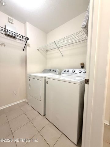 13810 SUTTON PARK Drive 320, Jacksonville, FL 32224