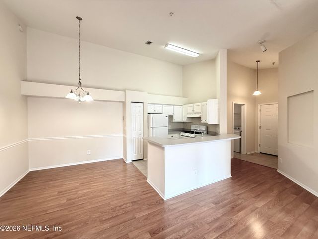 13810 SUTTON PARK Drive 320, Jacksonville, FL 32224