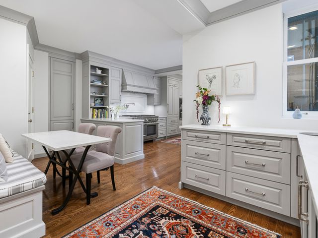 232 E WALTON Place 5E, Chicago, IL 60611