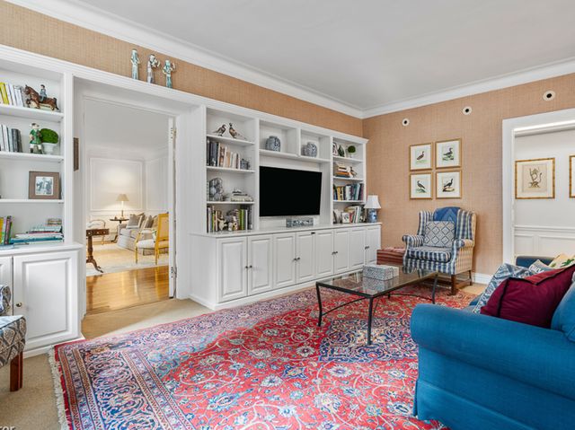 232 E WALTON Place 5E, Chicago, IL 60611