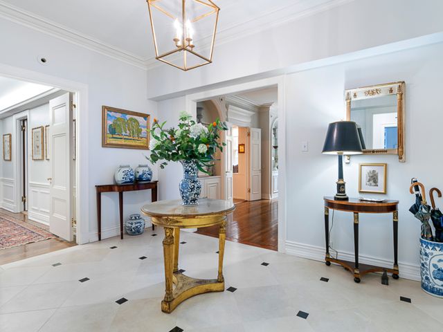 232 E WALTON Place 5E, Chicago, IL 60611