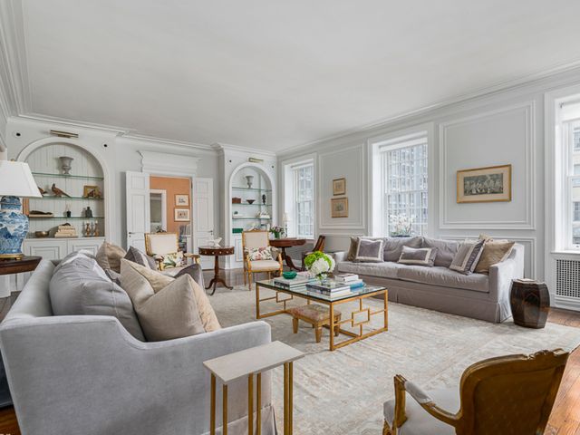 232 E WALTON Place 5E, Chicago, IL 60611