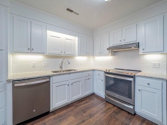 655 Torrey Pines Drive, Sumter, SC 29150