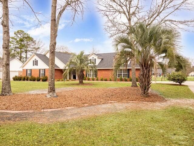 655 Torrey Pines Drive, Sumter, SC 29150