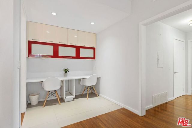 306 Bora Bora Way 202, Marina Del Rey, CA 90292