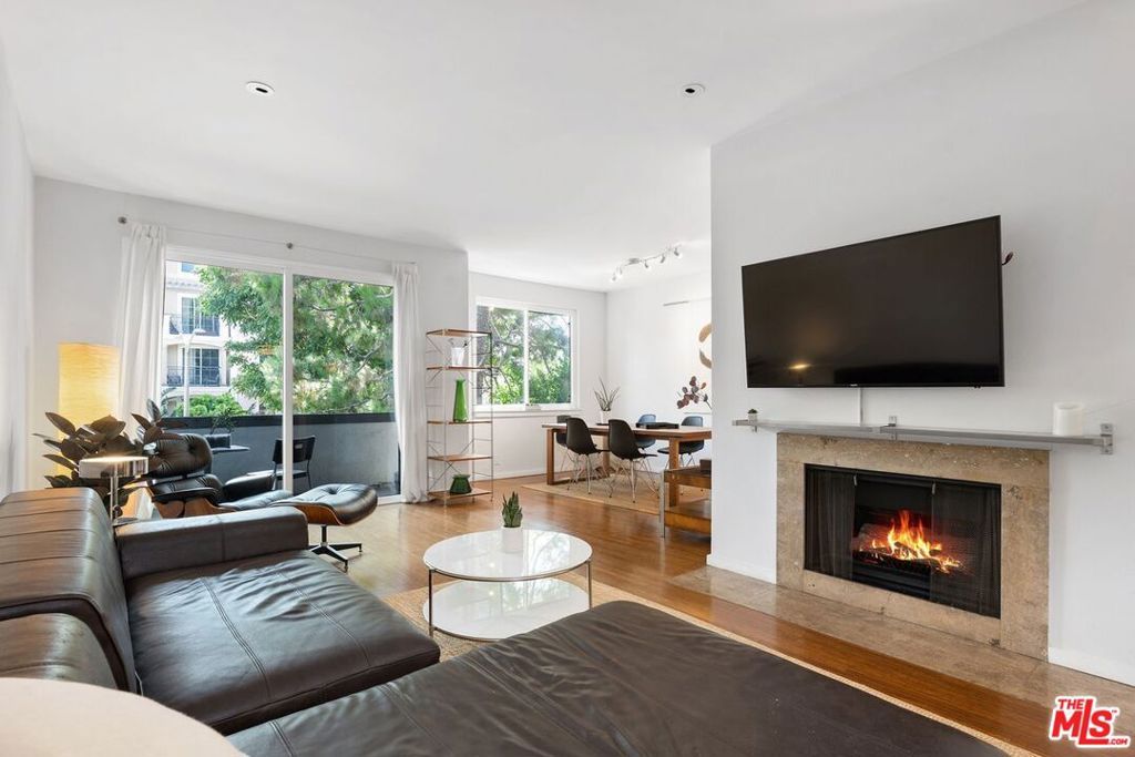 306 Bora Bora Way 202, Marina Del Rey, CA 90292