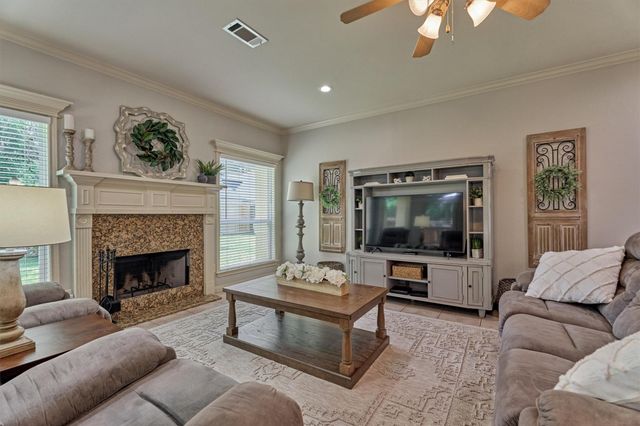 3102 Woodwind Circle, Montgomery, TX 77356