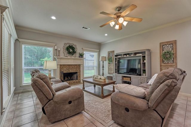 3102 Woodwind Circle, Montgomery, TX 77356