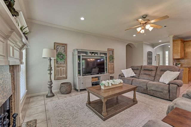 3102 Woodwind Circle, Montgomery, TX 77356