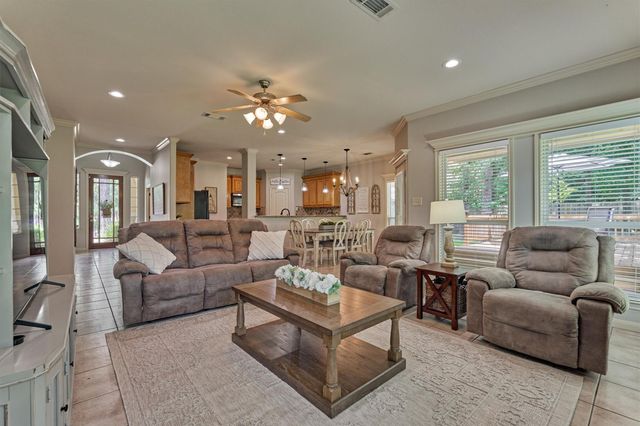 3102 Woodwind Circle, Montgomery, TX 77356