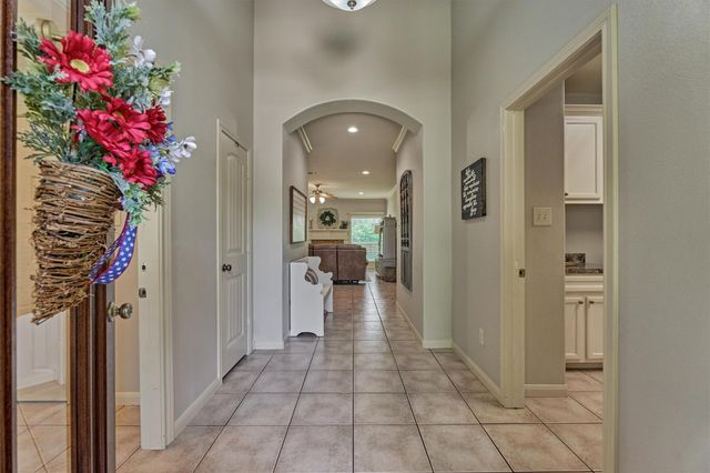 3102 Woodwind Circle, Montgomery, TX 77356