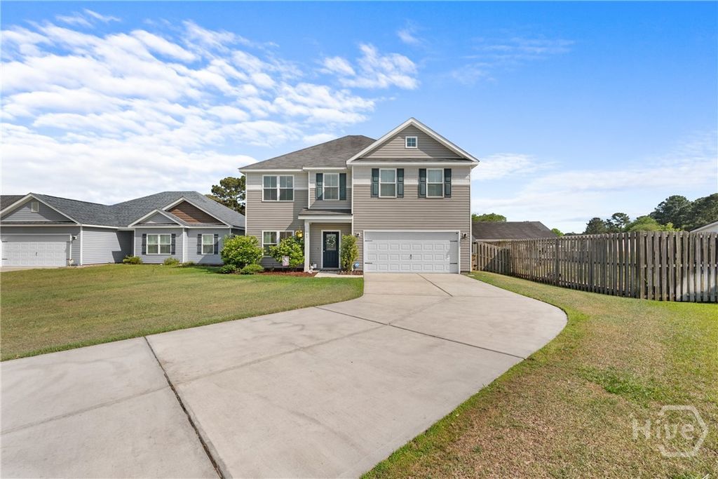 Image 1 of property listing at 169 Sawgrass Drive, Savannah, GA 31405