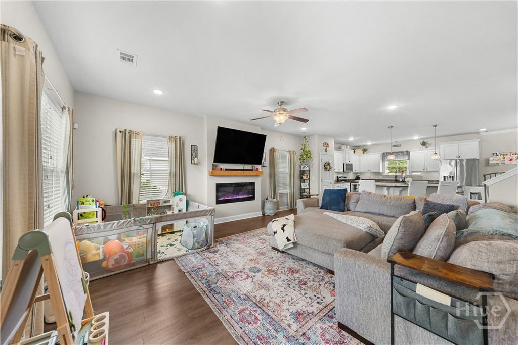 Image 4 of property listing at 169 Sawgrass Drive, Savannah, GA 31405