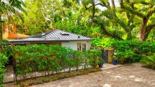 4080 Lybyer Avenue, Miami, FL 33133