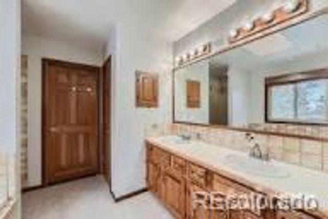 6591 N Windmont Avenue, Parker, CO 80134