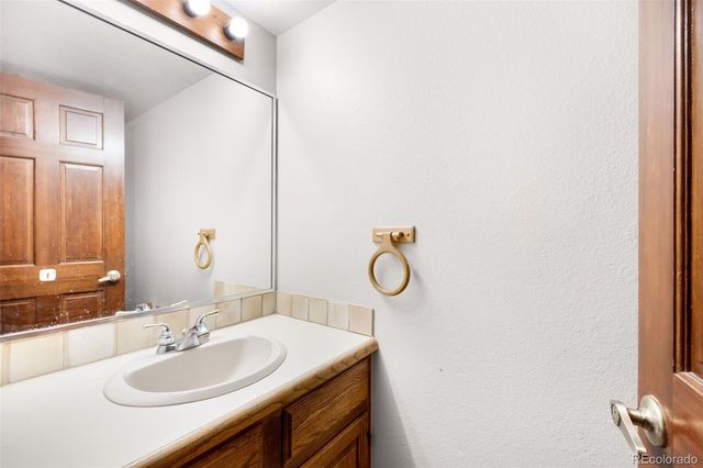 6591 N Windmont Avenue, Parker, CO 80134