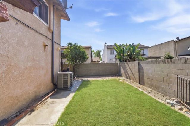 9120 Bartley, Santa Fe Springs, CA 90670