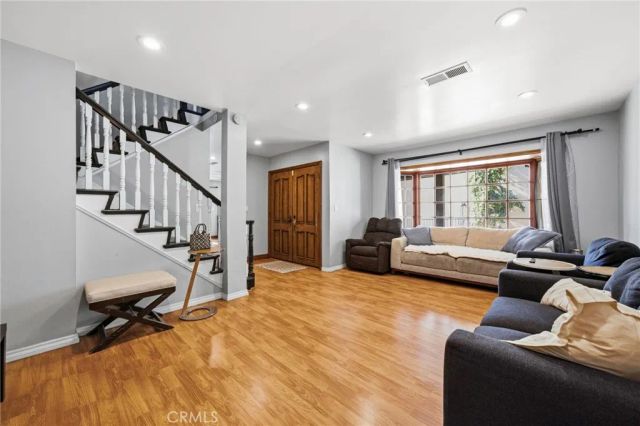 9120 Bartley, Santa Fe Springs, CA 90670