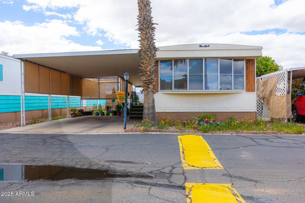 Image 1 of property listing at 120 W ONEIL Drive 48, Casa Grande, AZ 85122