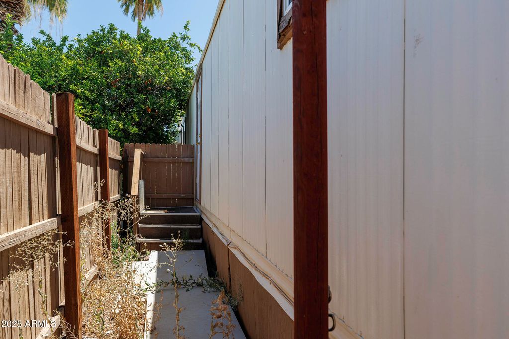 Image 25 of property listing at 120 W ONEIL Drive 48, Casa Grande, AZ 85122