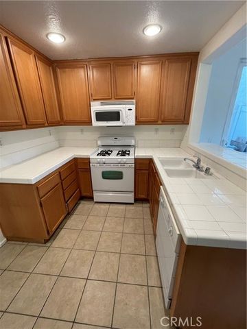 3278 Laval Lane, Riverside, CA 92503