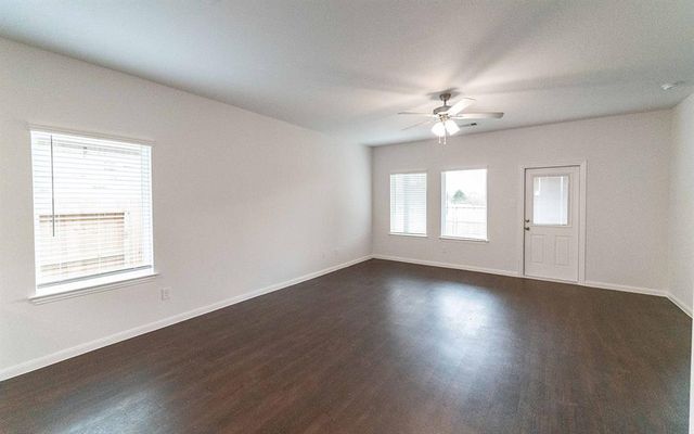 1718 Windrose Bend, Angleton, TX 77515