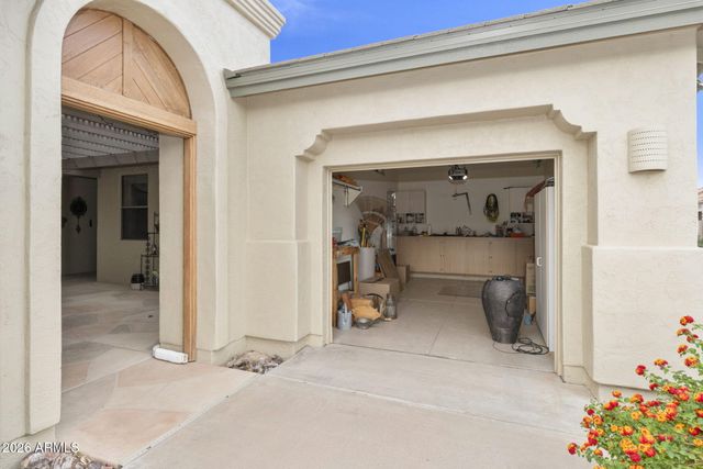 9327 E ARROWVALE Drive, Sun Lakes, AZ 85248