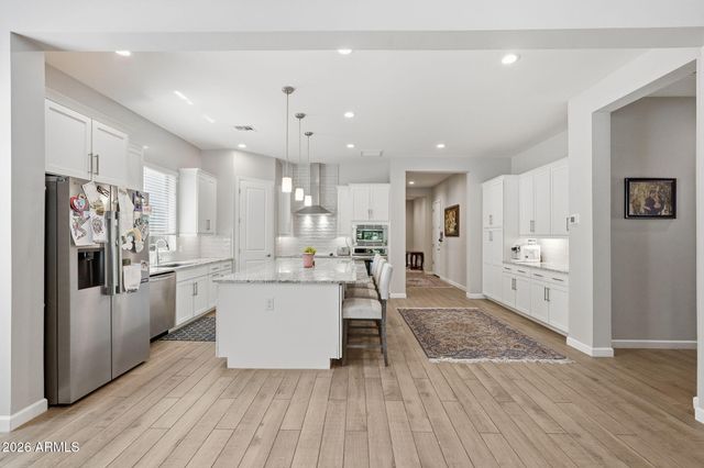 6620 E LIBBY Street, Phoenix, AZ 85054