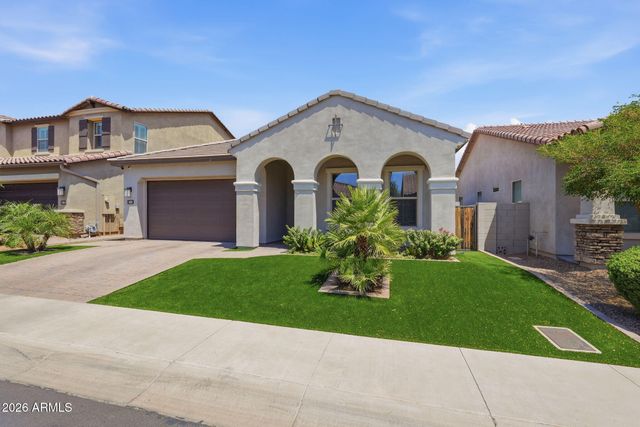 6620 E LIBBY Street, Phoenix, AZ 85054