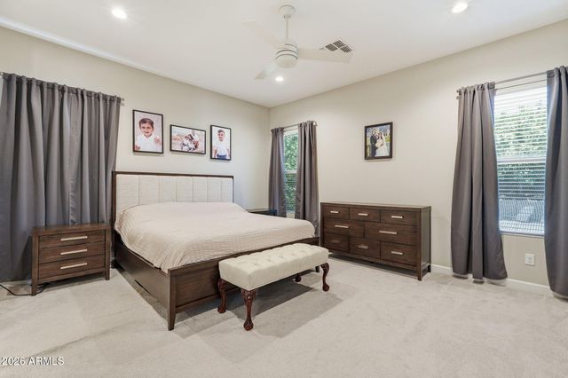 6620 E LIBBY Street, Phoenix, AZ 85054