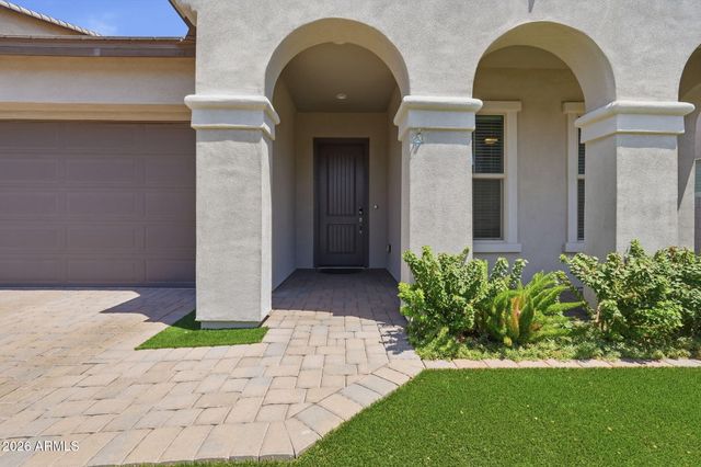 6620 E LIBBY Street, Phoenix, AZ 85054