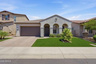6620 E LIBBY Street, Phoenix, AZ 85054
