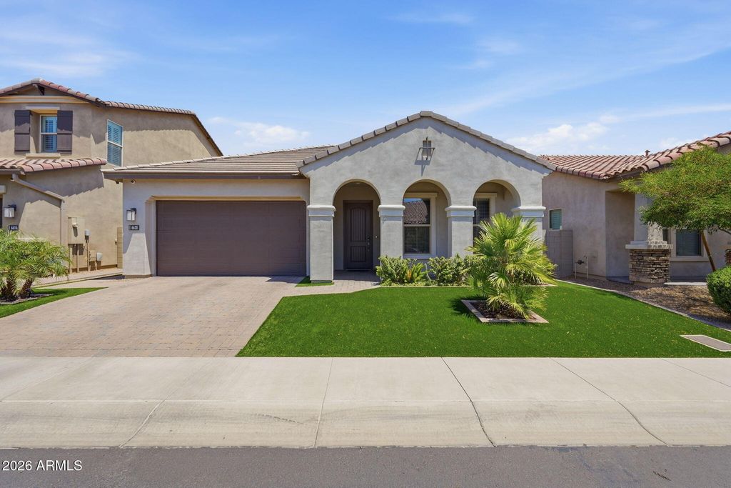 6620 E LIBBY Street, Phoenix, AZ 85054