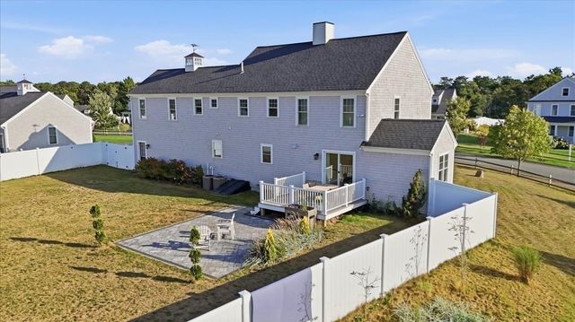 6 Karas Way, Plymouth, MA 02360