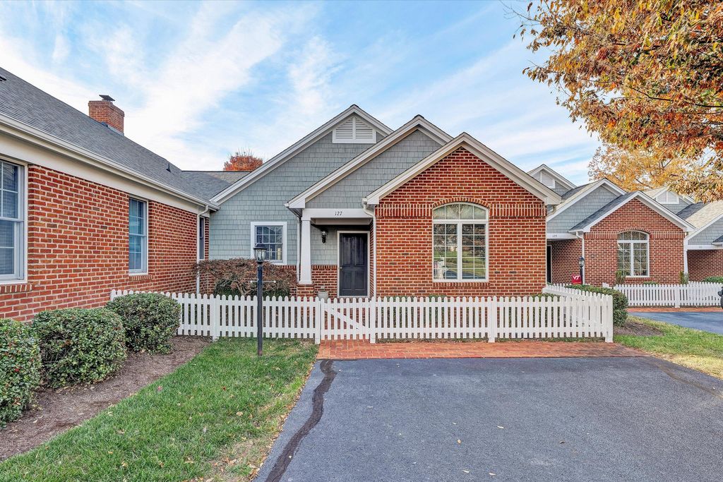 127 Village Green DR, Penhook, VA 24137