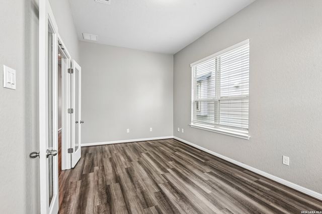 4927 RANAHAN PASS, St Hedwig, TX 78152