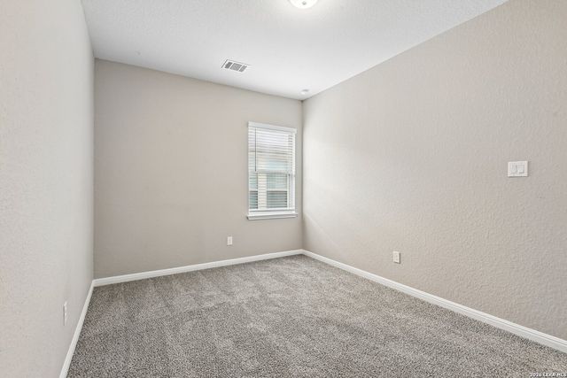 4927 RANAHAN PASS, St Hedwig, TX 78152