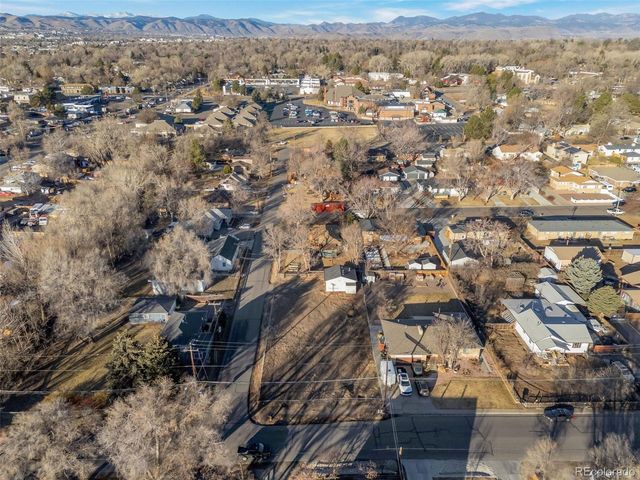 2105 Teller St, Lakewood, CO 80214