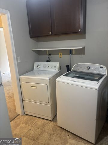 536 Allendale Drive, Decatur, GA 30032