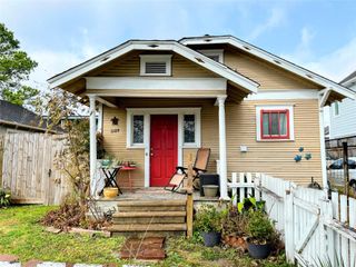 1109 Walton Street, Houston, TX 77009