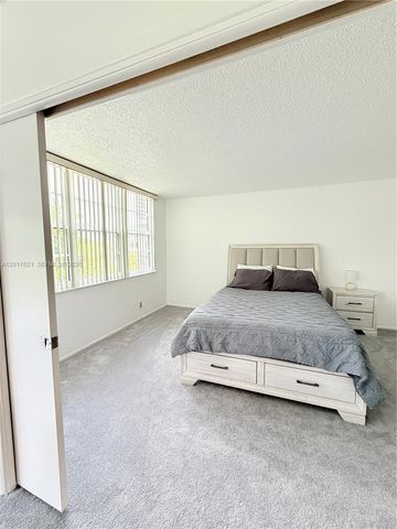 4020 W Palm Aire Dr 403, Pompano Beach, FL 33069