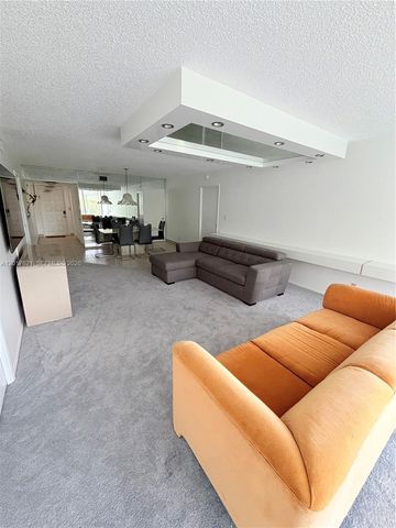4020 W Palm Aire Dr 403, Pompano Beach, FL 33069
