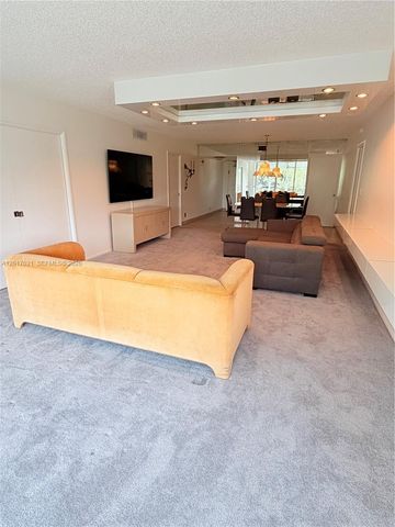 4020 W Palm Aire Dr 403, Pompano Beach, FL 33069