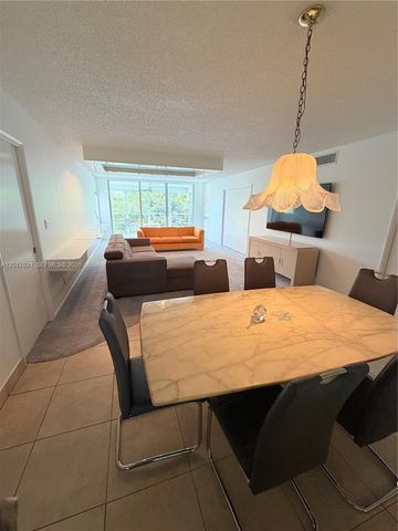 4020 W Palm Aire Dr 403, Pompano Beach, FL 33069