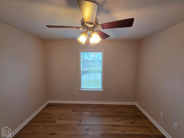1401 Amanda Lane, Paragould, AR 72450